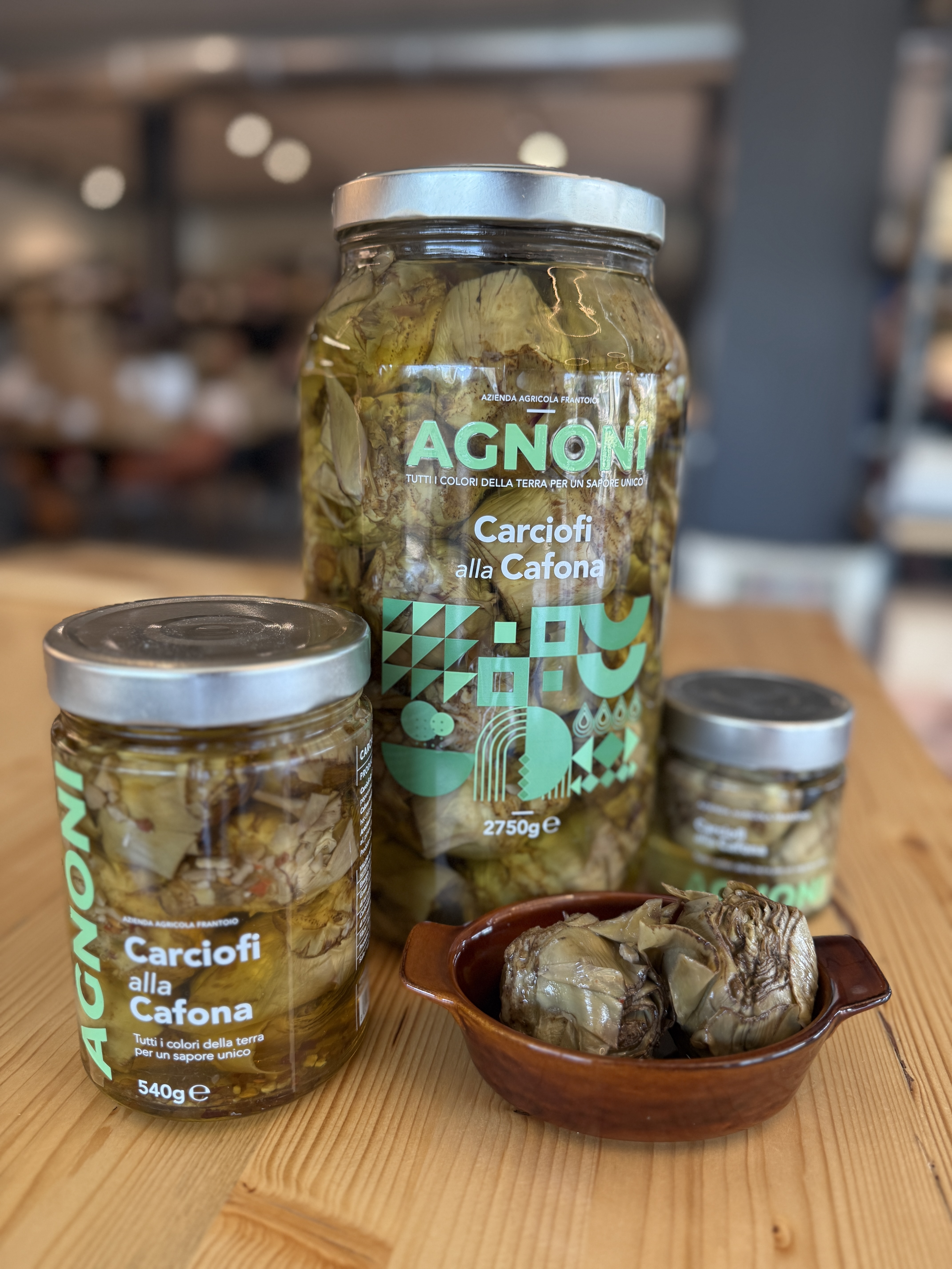 Agnoni, ärtytsokkien mestarit pellolta purkkiin